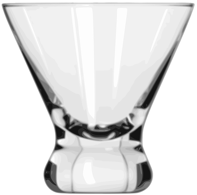 Download PNG image - Drinking Glass PNG Clipart 