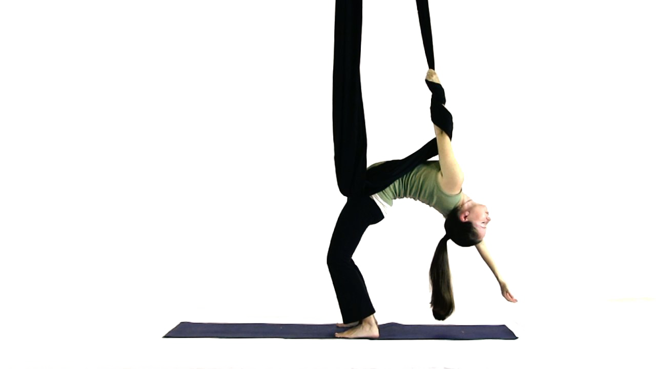 Download PNG image - Aerial Yoga Pose PNG Transparent Photo 